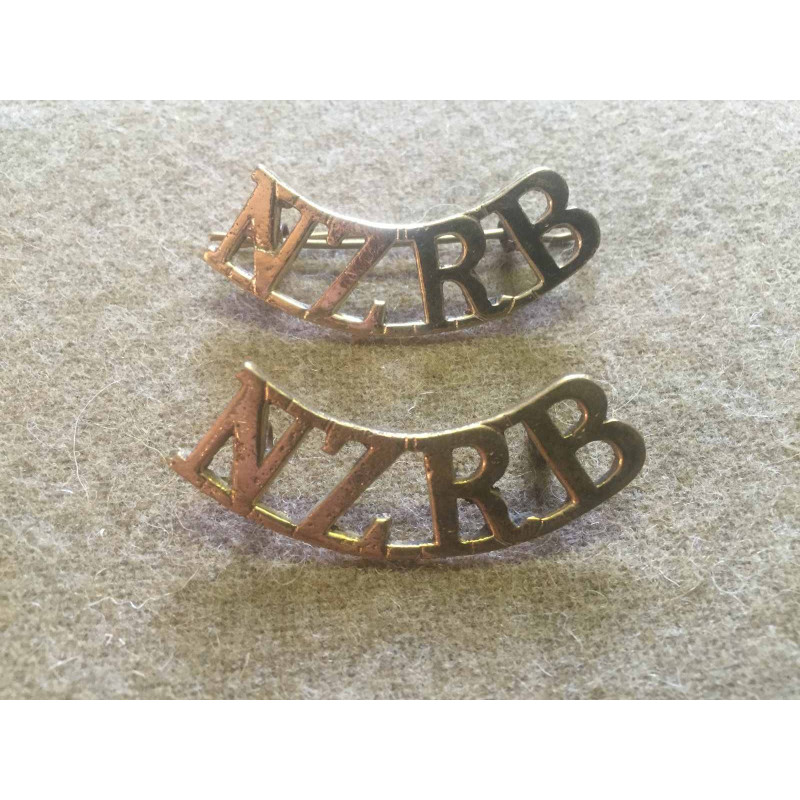 WW1 New Zealand Rifle Brigade shoulder titles
