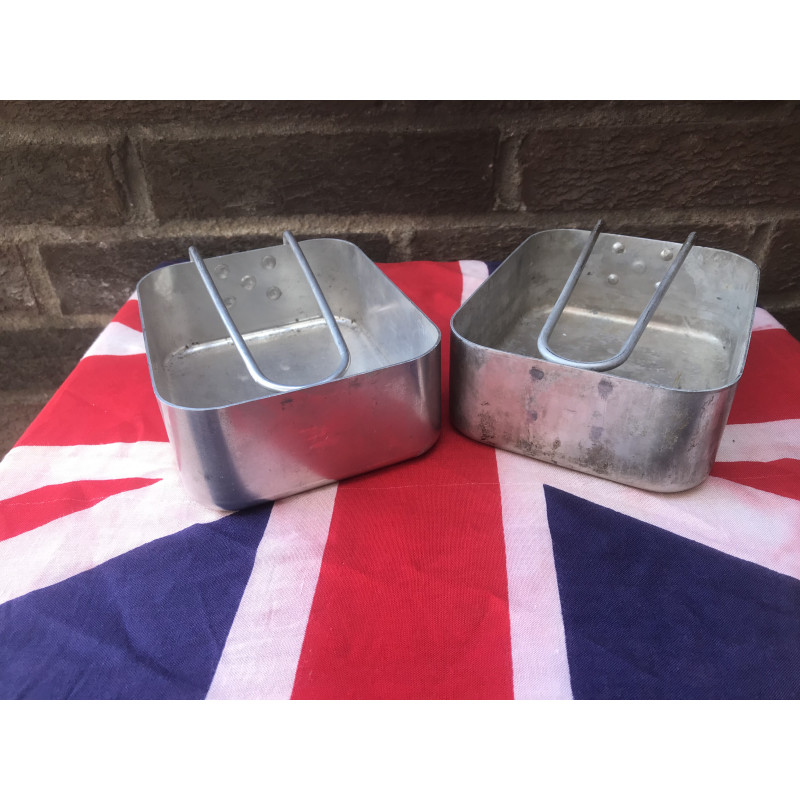 MILITARY PROP HIRE - WW2 British Army mess tins
